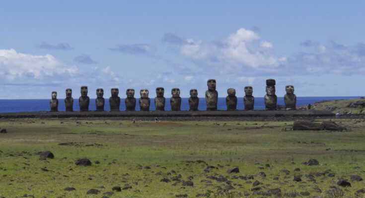 Rapa Nui Moai